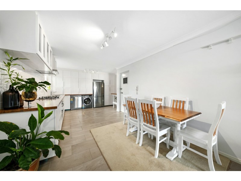 2/44 Bower Street, Annerley QLD 4103