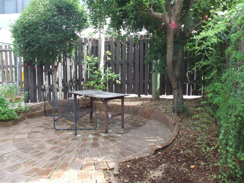 1/12 Amersham Street, West End QLD 4101