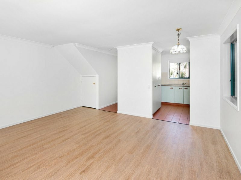 2/129 Hamilton Road, Moorooka QLD 4105