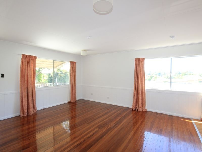 70 Pring St, Tarragindi QLD 4121