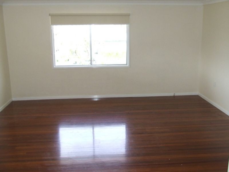 11 Kogarah Street, Tarragindi QLD 4121