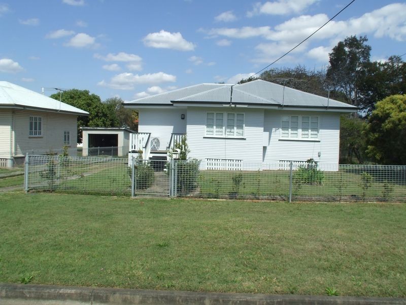 62 Price Street, Oxley QLD 4075