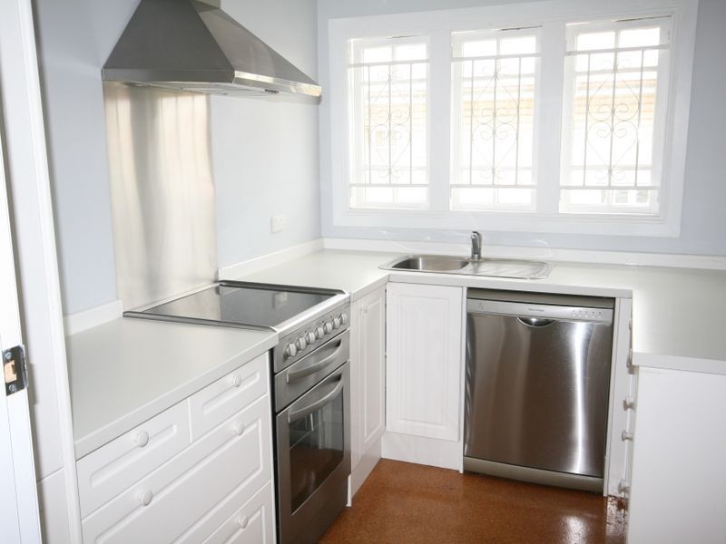 62 Price Street, Oxley QLD 4075