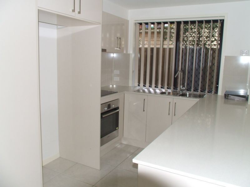 2/34 Wallace Street, Moorooka QLD 4105