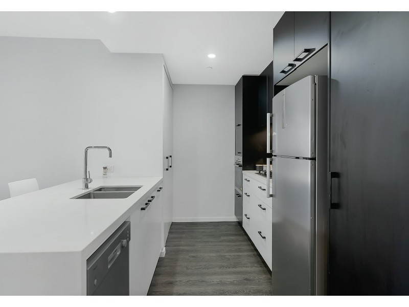 506/28 Wolseley Street, Woolloongabba QLD 4102