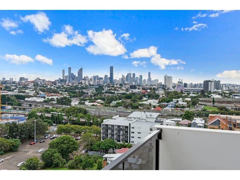 506/28 Wolseley Street, Woolloongabba QLD 4102