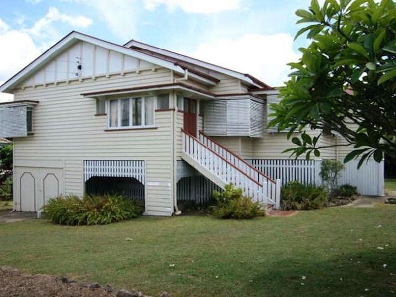 12 Lyon Street, Moorooka QLD 4105