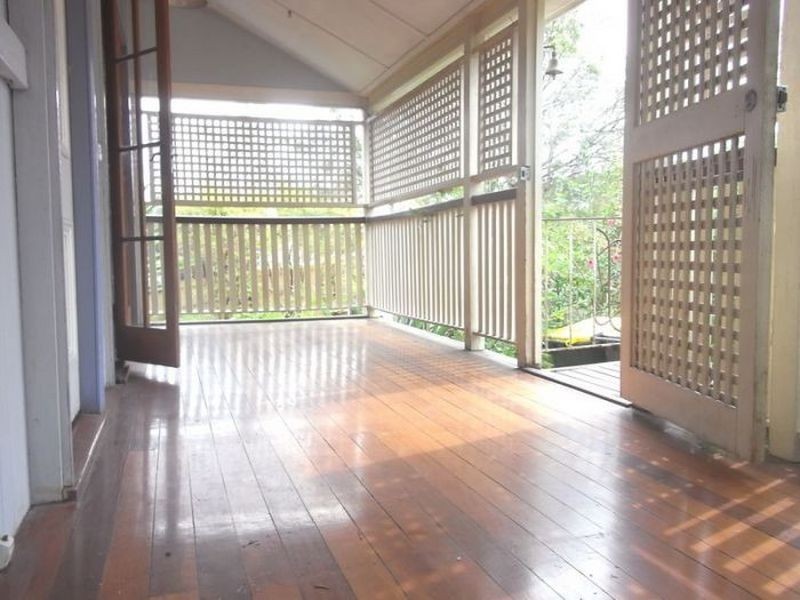 24 Wilkins Street East, Annerley QLD 4103