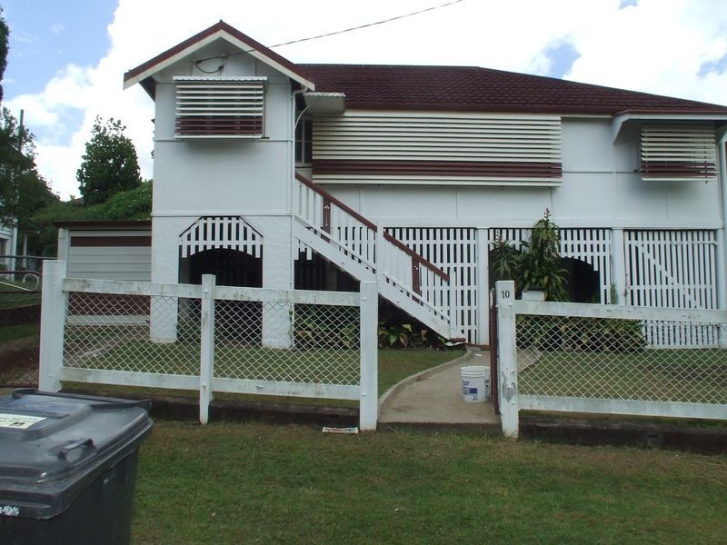 10 Woodville Place, Annerley QLD 4103