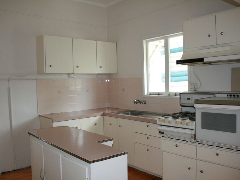 30 Aubigny Street, Annerley QLD 4103