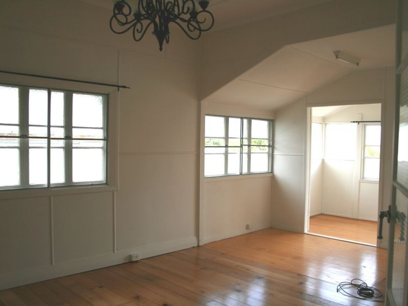 30 Aubigny Street, Annerley QLD 4103