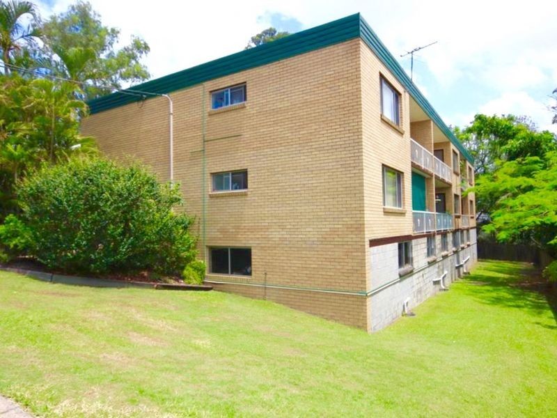 1/64 Fanny Street, Annerley QLD 4103