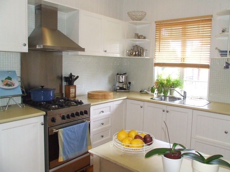 32 Cracknell Road, Annerley QLD 4103