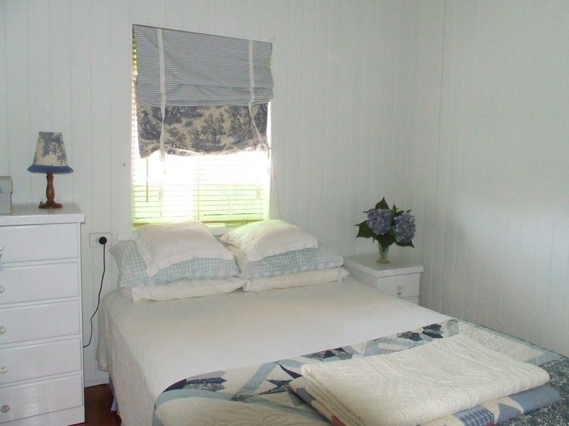 32 Cracknell Road, Annerley QLD 4103