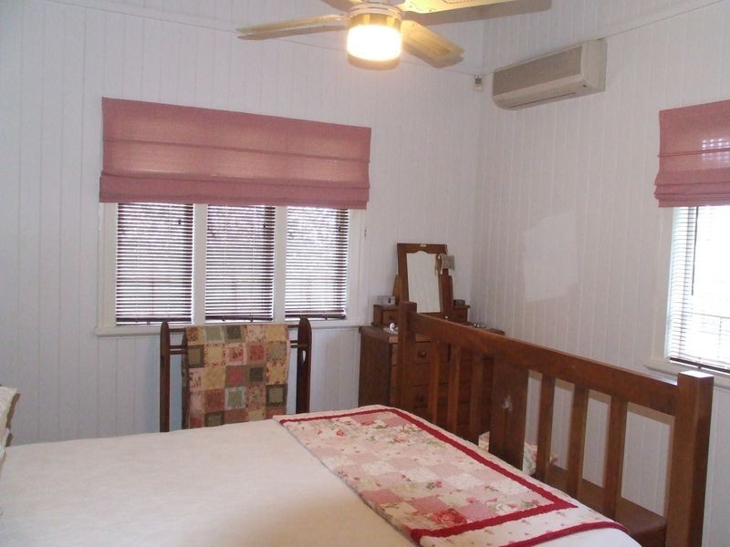 32 Cracknell Road, Annerley QLD 4103