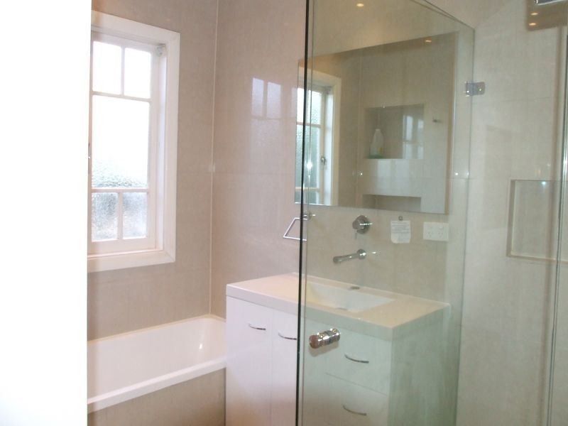 16 Elmes Road, Rocklea QLD 4106