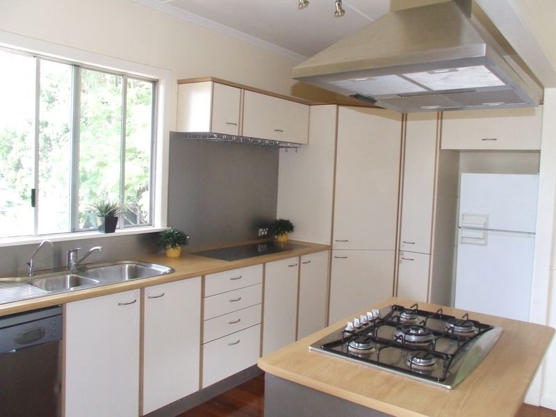 44 Weller Road, Tarragindi QLD 4121