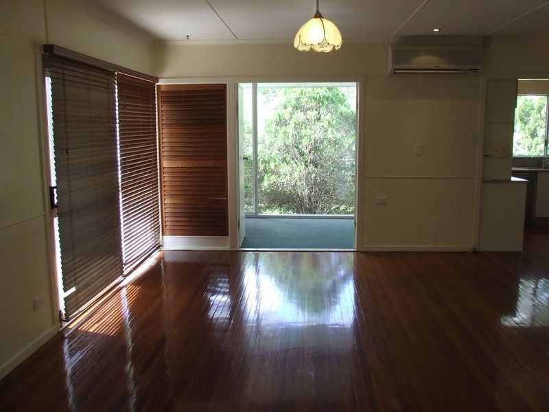 44 Weller Road, Tarragindi QLD 4121