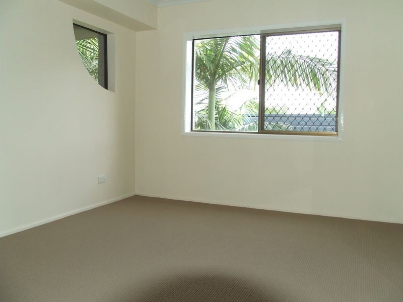 2/20 Chester Street, Highgate Hill QLD 4101