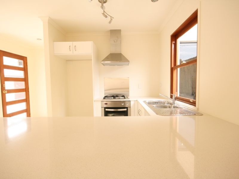 2/11 Wallace Street, Moorooka QLD 4105