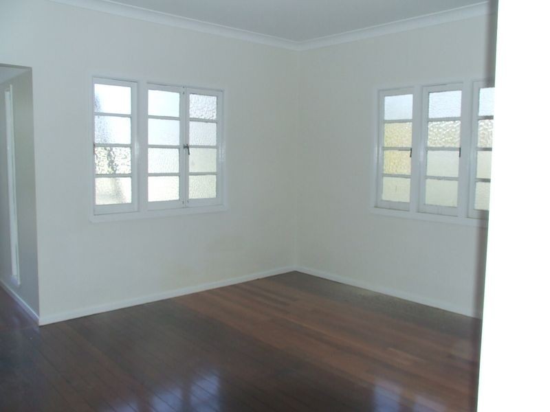 22 Darnley Street, Rocklea QLD 4106