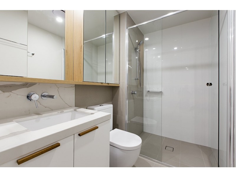 1002/18 Duke Street, Kangaroo Point QLD 4169