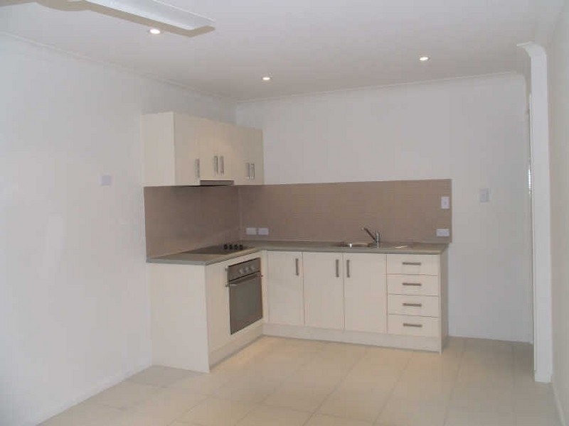 2/83 Chester Road, Annerley QLD 4103