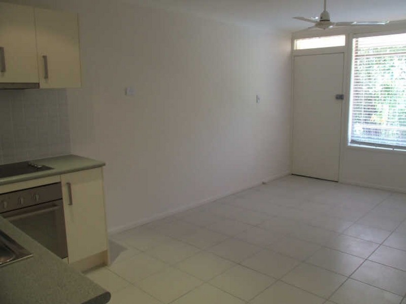 2/83 Chester Road, Annerley QLD 4103