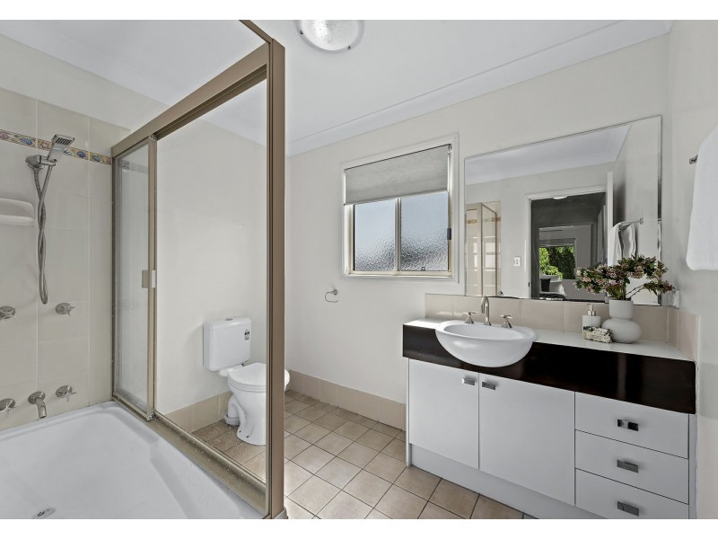 2/164 Fairfield Road, Fairfield QLD 4103