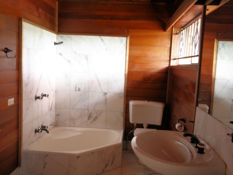 169 Trouts Road, Stafford Heights QLD 4053