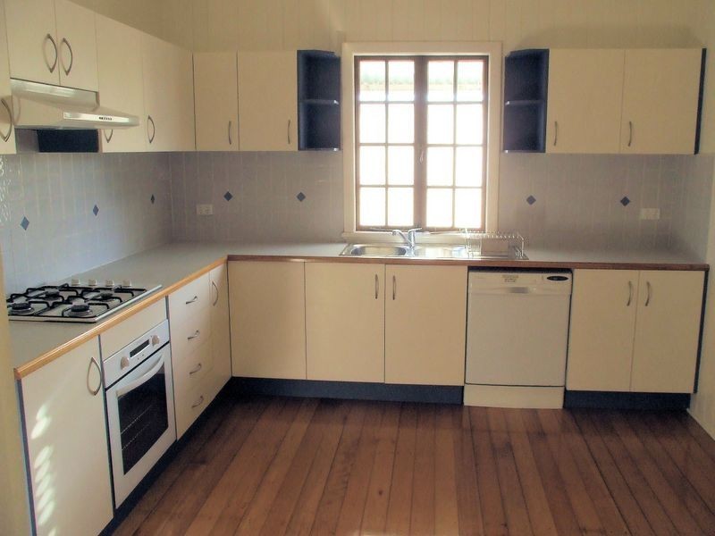 11 Vallely Street, Annerley QLD 4103