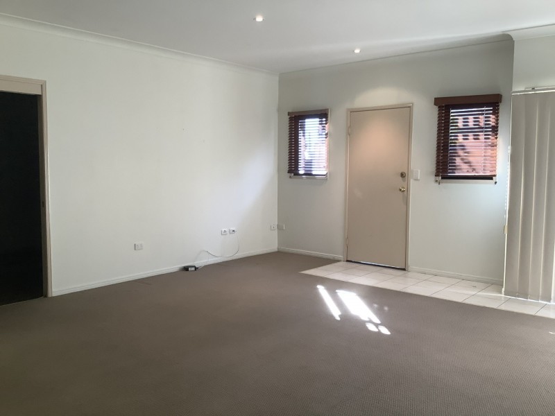 47 Bledisloe Street, Fairfield QLD 4103