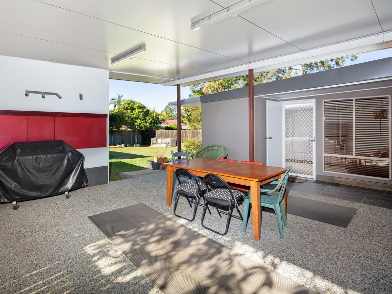 32 Velorum Drive, Kingston QLD 4114