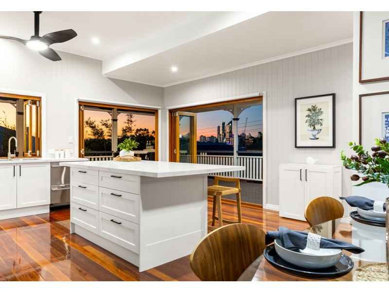 31 Redfern Street, Woolloongabba QLD 4102