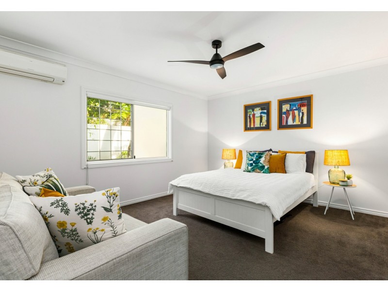 31 Redfern Street, Woolloongabba QLD 4102