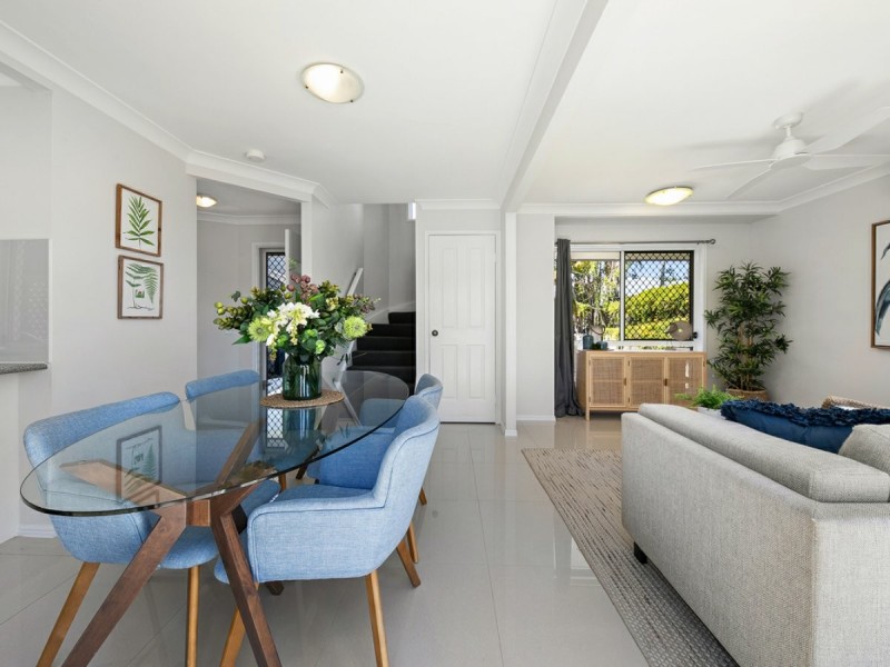 1 & 2/25A Horatio Street, Annerley QLD 4103