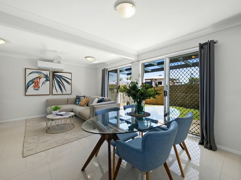 1 & 2/25A Horatio Street, Annerley QLD 4103