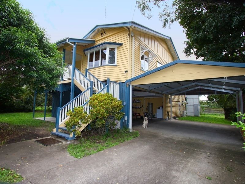 25 Stimpson Street, Fairfield QLD 4103