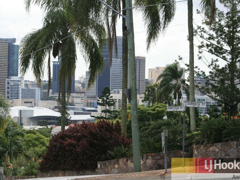 157 Dornoch Terrace, Highgate Hill QLD 4101