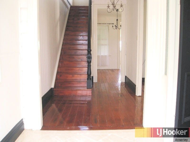 157 Dornoch Terrace, Highgate Hill QLD 4101