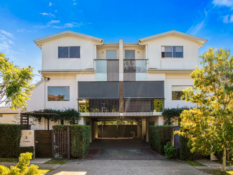 2/41 Days Avenue, Yeronga QLD 4104