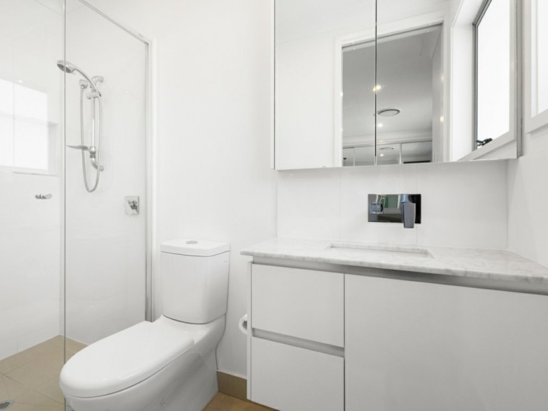 2/41 Days Avenue, Yeronga QLD 4104