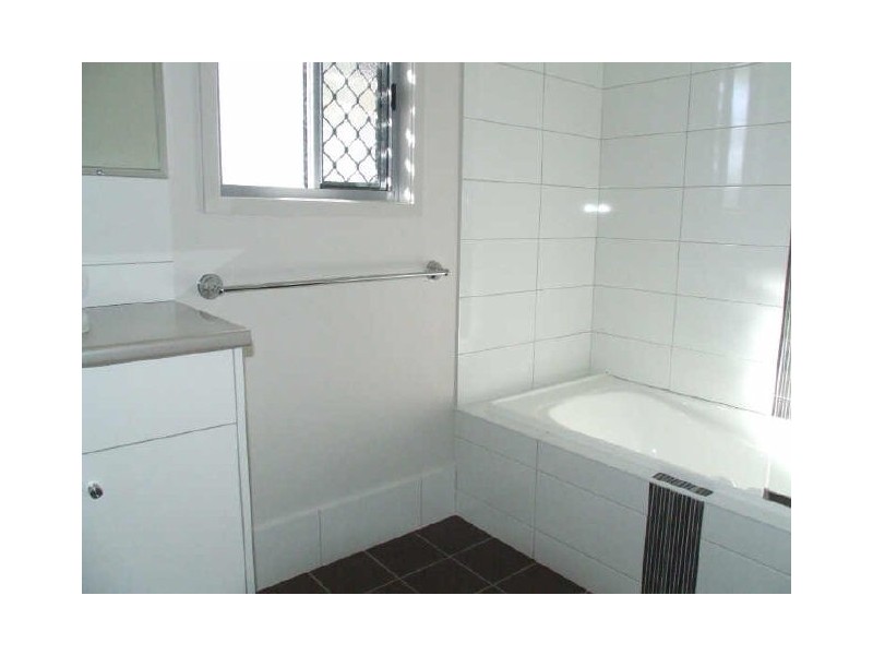 15 Sinclair Street, Moorooka QLD 4105