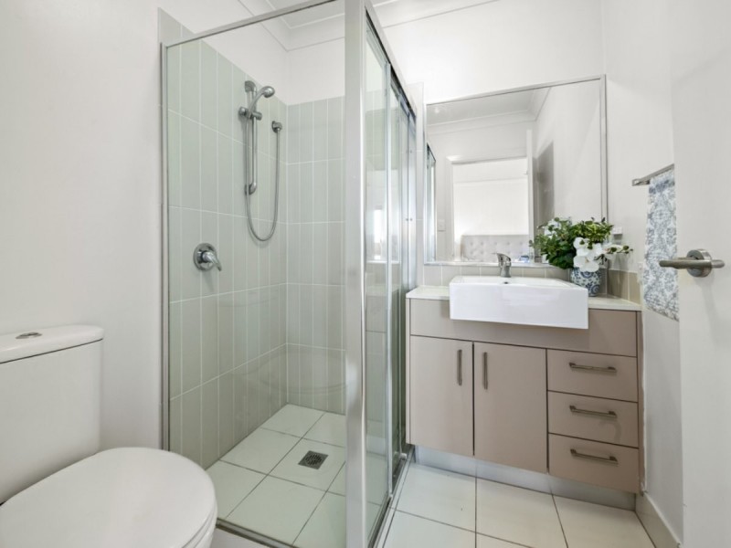 1/57 Vallely Street, Annerley QLD 4103