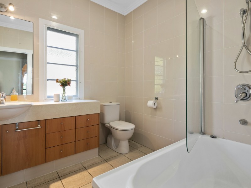 148 Kadumba Street, Yeronga QLD 4104