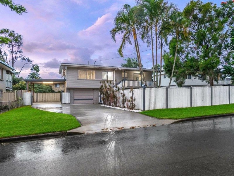 12 Balswidden Street, Albany Creek QLD 4035