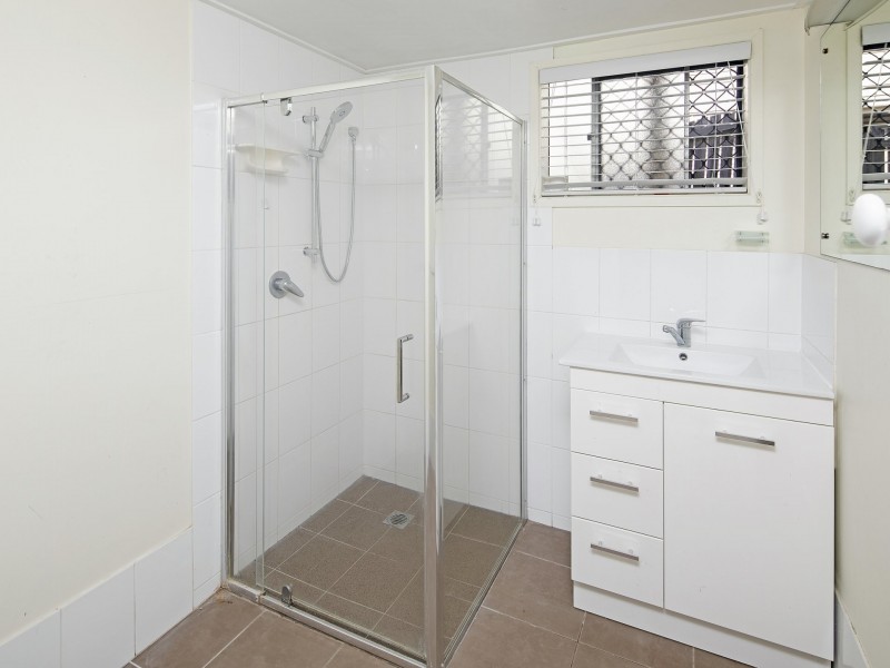 20 Wilkins Street East, Annerley QLD 4103