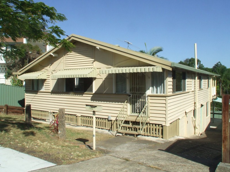 20 Wilkins Street East, Annerley QLD 4103