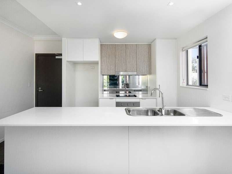 1/62 Waldheim Street, Annerley QLD 4103