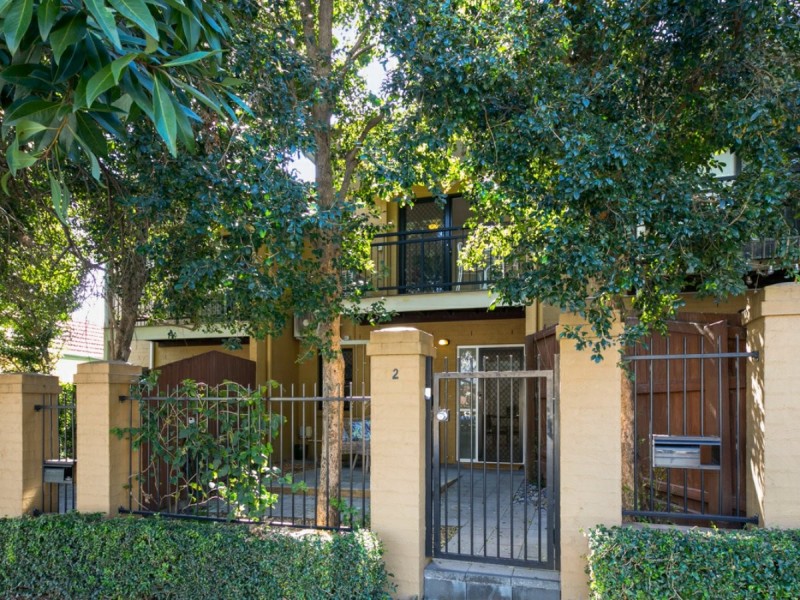 2/34 Querrin Street, Yeronga QLD 4104